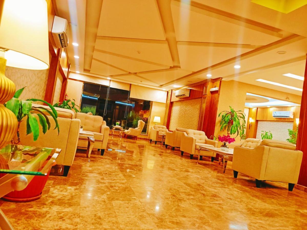 Taraf Yanbu 2 Aparthotel Exterior photo