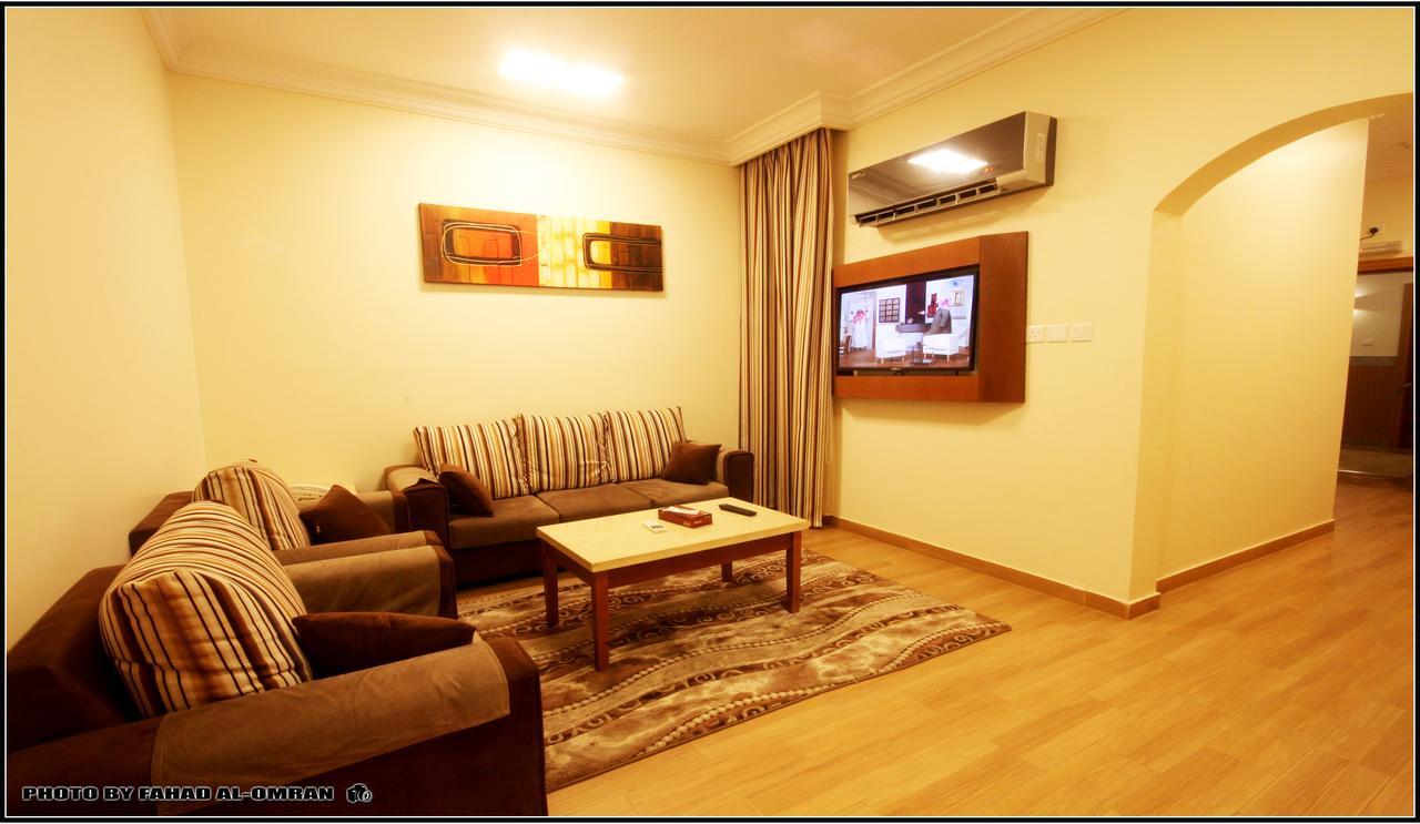 Taraf Yanbu 2 Aparthotel Exterior photo